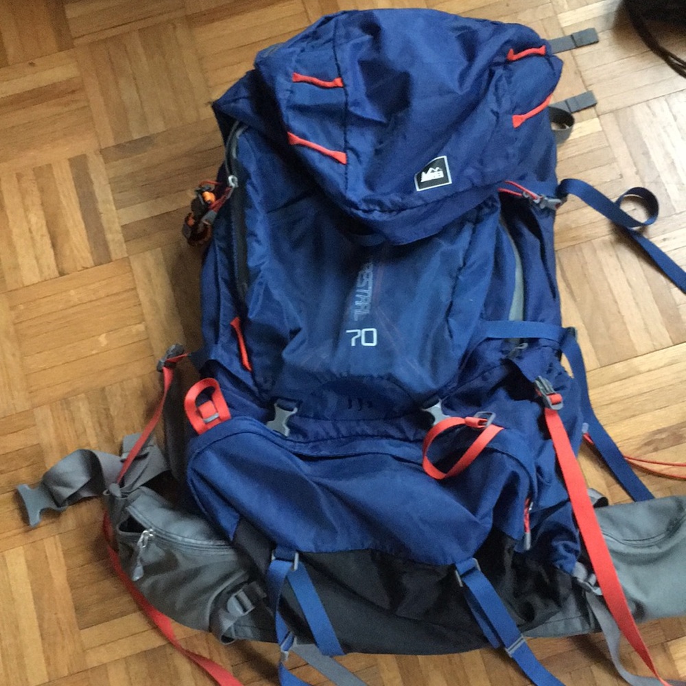 REÍ crestrail 70l backpack